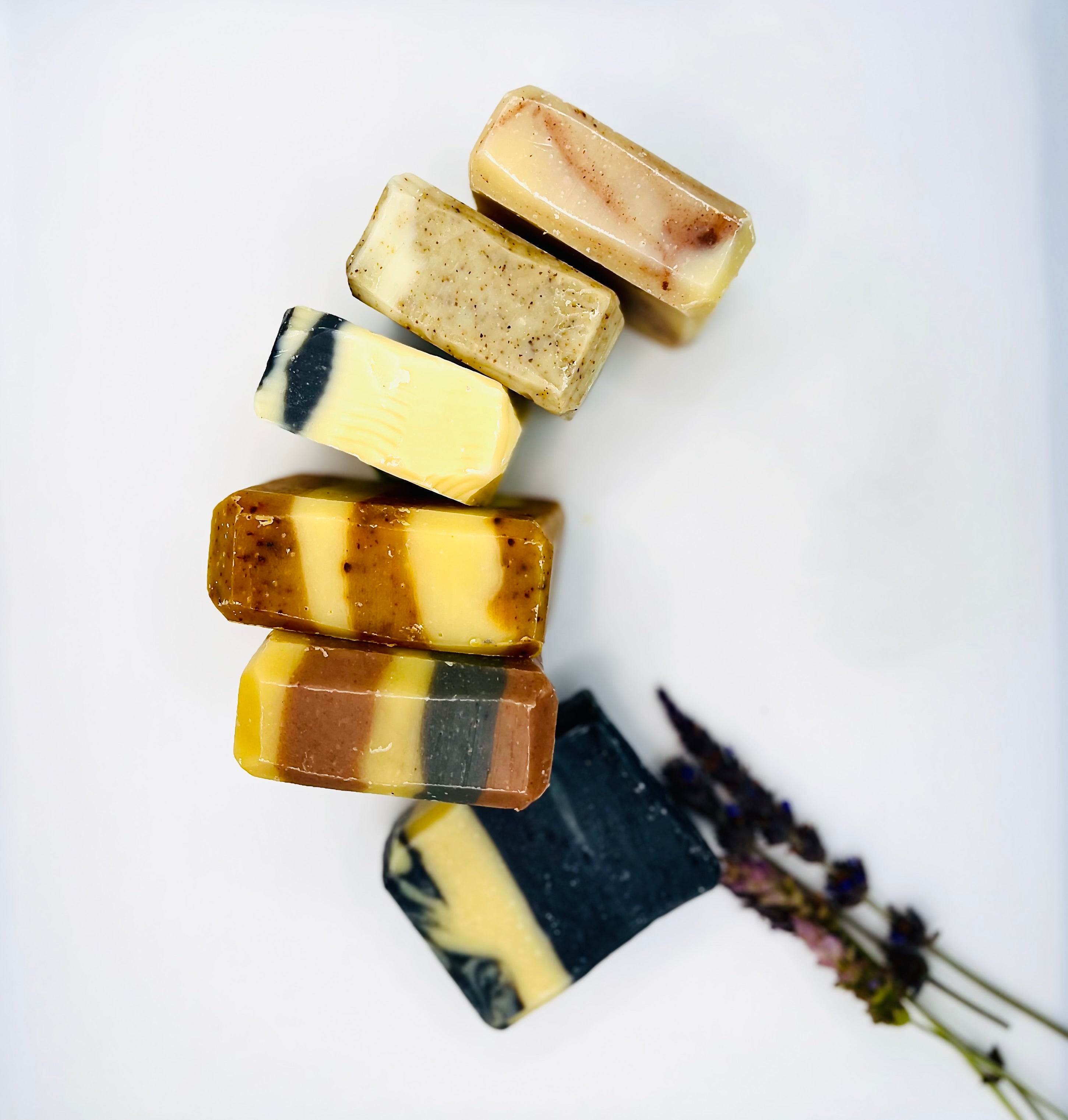 Caja de Jabones y manjares